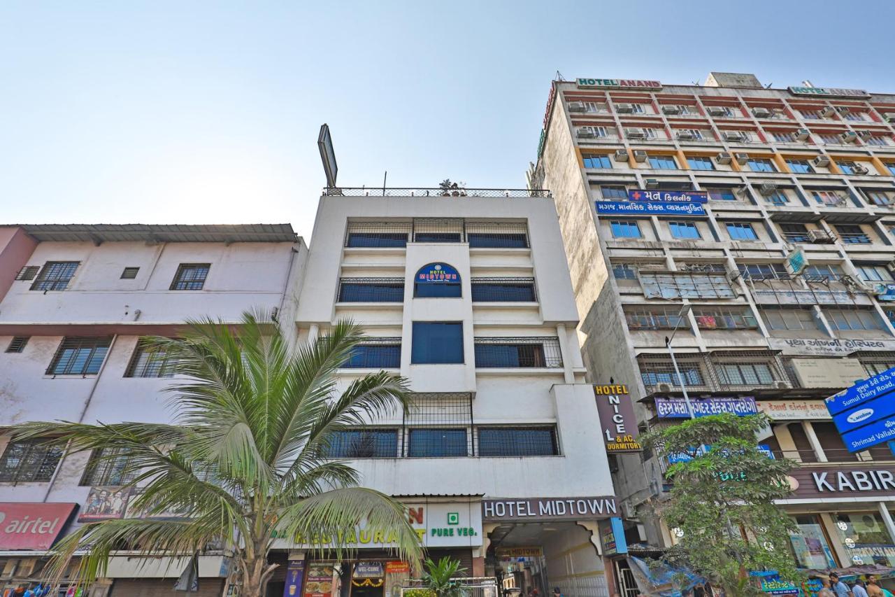 Hotel Midtown Surat Eksteriør bilde